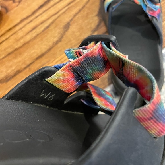 Chaco Black Sandals with Adjustable Straps - Picture 2 of 4